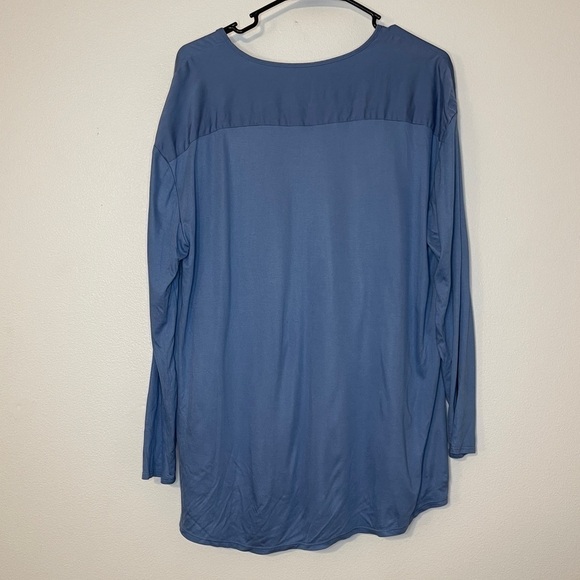 CHICOS Women’s Size 2P Petite Blue V-Neck Blouse Soft Model Stretch Jersey Top - Picture 2 of 6